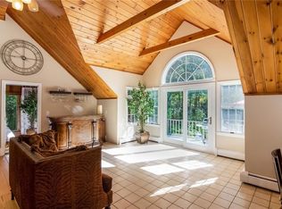 1300 Curtis Corner Rd, South Kingstown, RI 02879