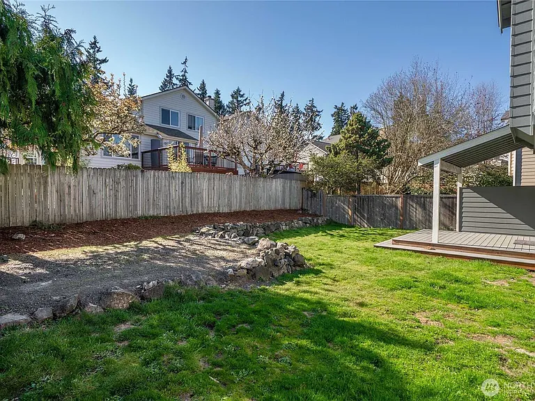 11003 Pansy Pl NW — Photo 33