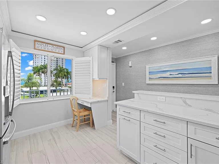 10684 Gulf Shore Dr #205 — Photo 8