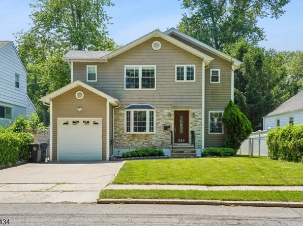 418 Ivy Ln, Englewood City, NJ 07631