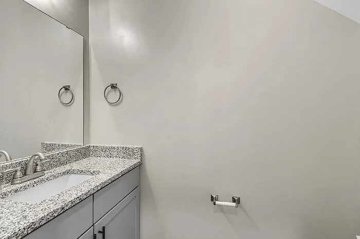 148 Cox St — Photo 14