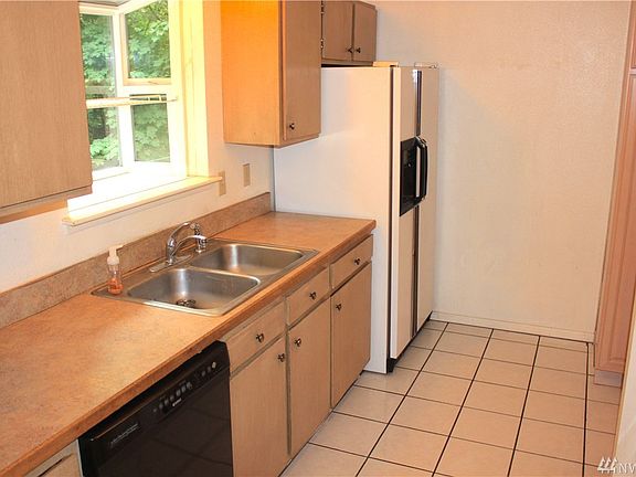 5th image of 6913 43rd Street Ct NW