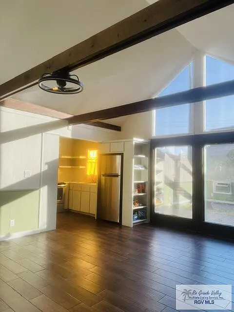 1 bed, 1.0 bath, 500 sqft, $950 — Photo 4
