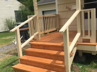 2908 Boyd Ave, Groves, TX 77619