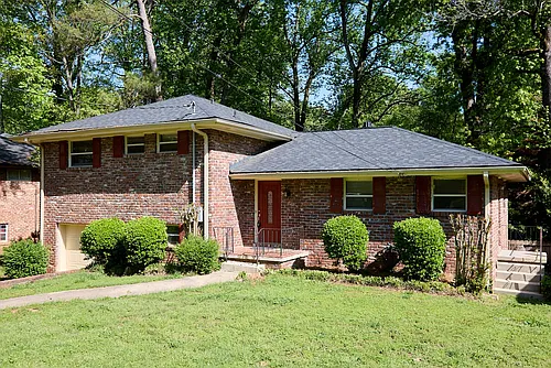1950 Farris Dr Photo 1