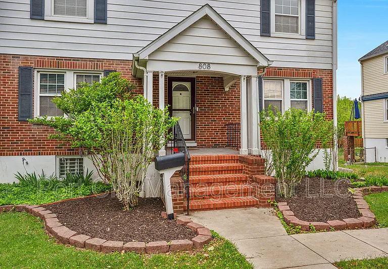 808 S Beechfield Ave — Photo 3