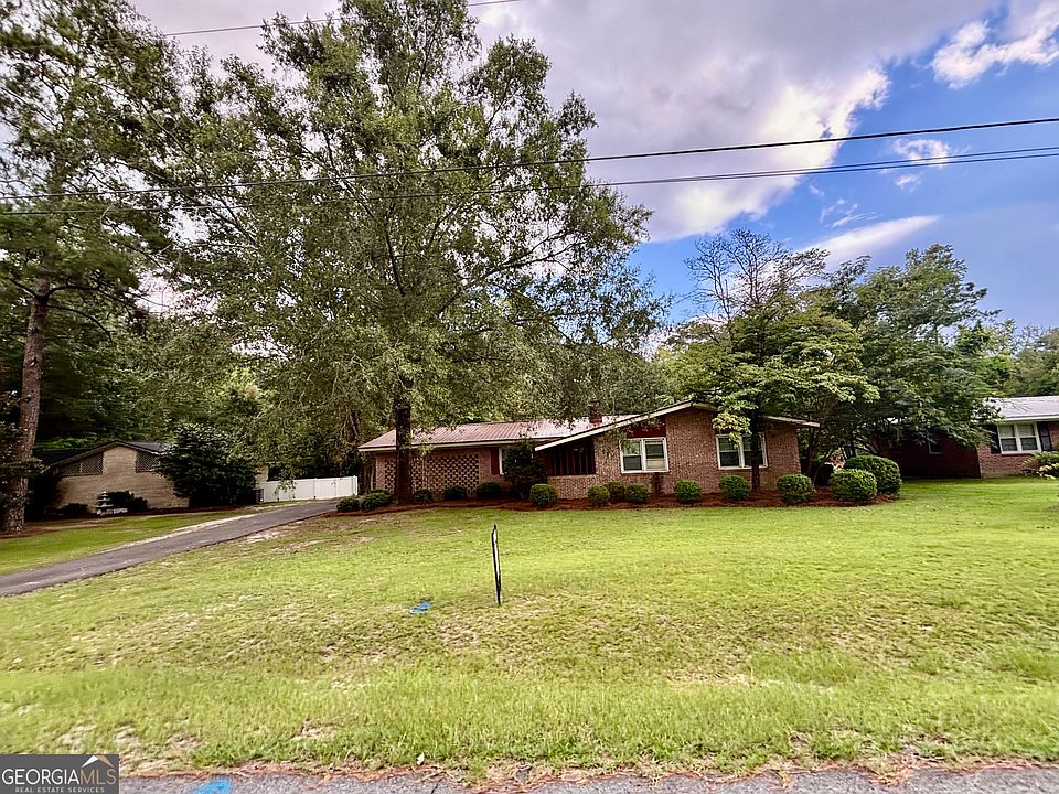 1st image of 152 Crest Dr