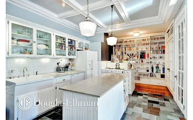 Sold by Douglas Elliman | media 12