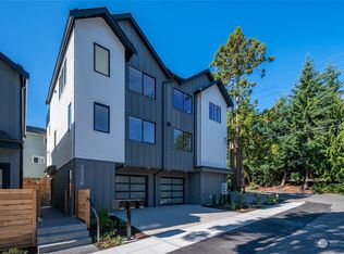 4532 36th Ave W #B, Seattle, WA 98199