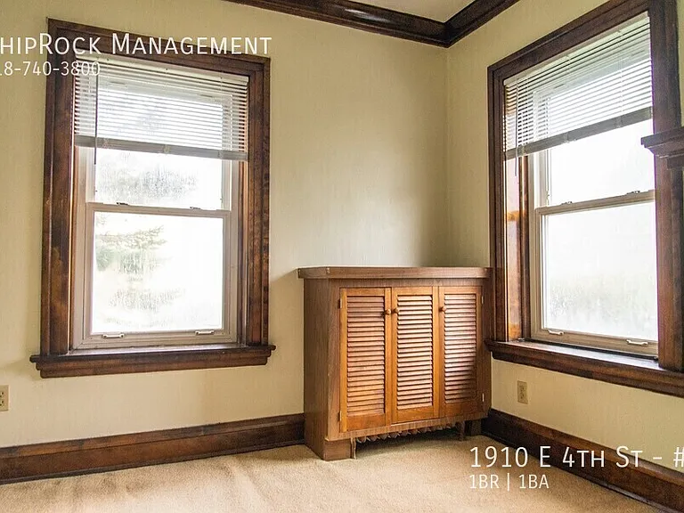 1910 E 4th St #B — Photo 12