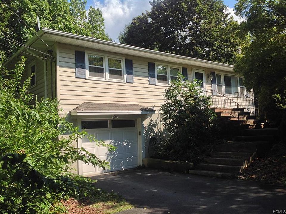 1st image of 63 Miriam Dr