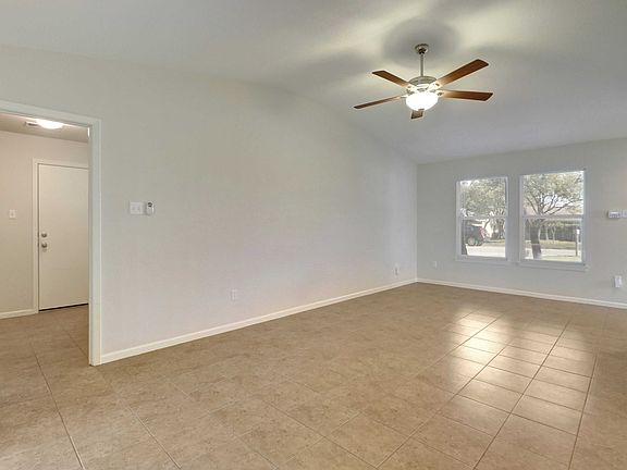 4th image of 2105 N Celia Dr