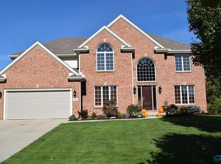 527 Prairie Rose Dr, Perrysburg, OH