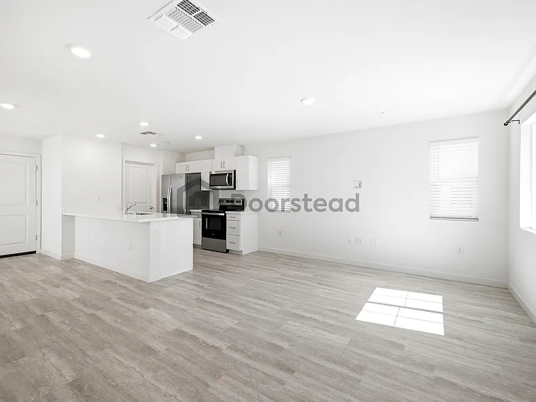 3391 Ruby Sky Walk — Photo 5