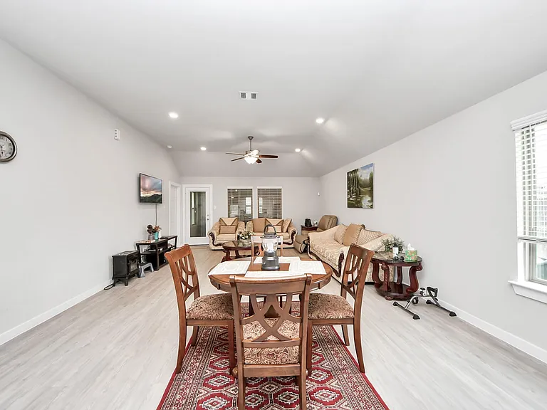2610 Blue Abbott Dr — Photo 22