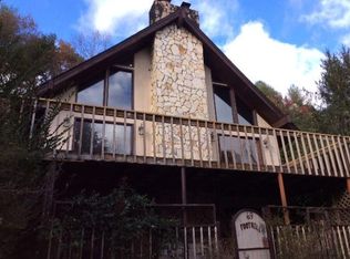 69 Foothill Rd, Marble, NC 28905