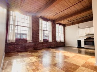 470 Silver St APT 320, Manchester, NH 03103