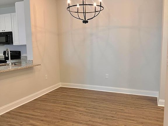4th image of 23 Cawthon Way #302