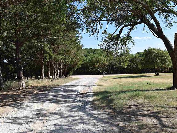 2nd image of 269494 E County Road 50
