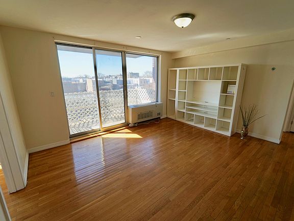 LIVING ROOM W/ BALCONY