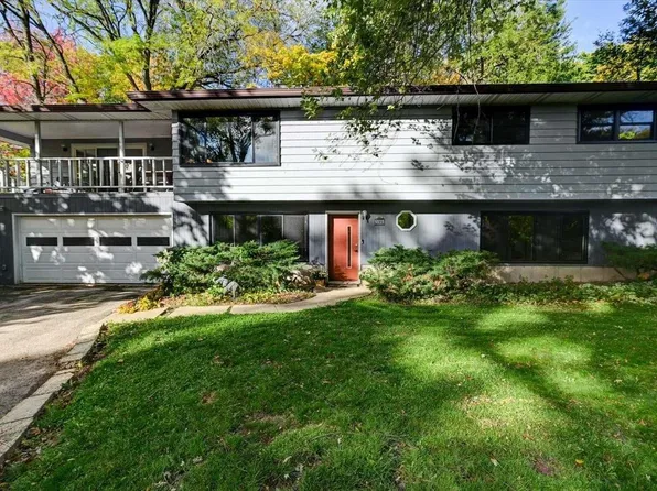 5515 Woodridge Road, Monona, WI 53716