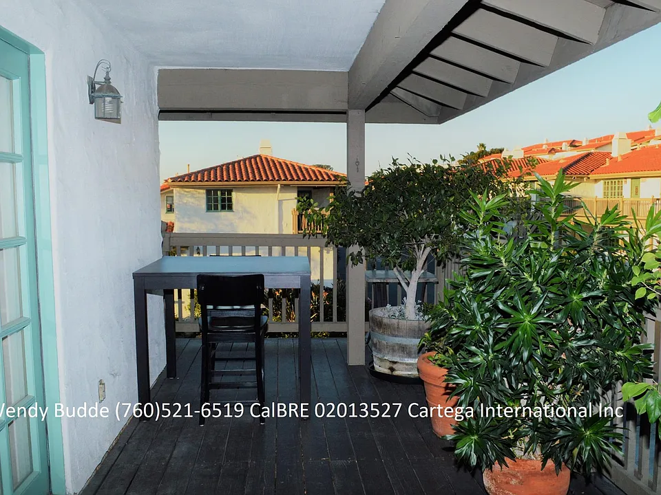 Front deck