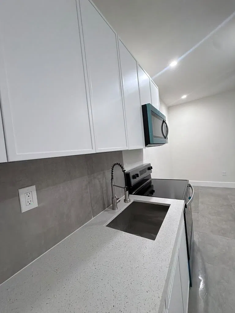 1965 Calais Drive - 3 — Photo 2