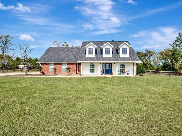 154 White Oak Loop, Lufkin, TX 75901