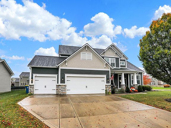 3rd image of 15860 Chapel Park Dr E