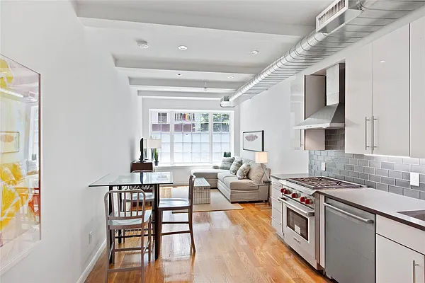 Sold by Douglas Elliman | media 14