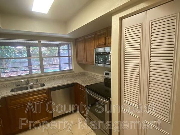 4th image of 2636 Orangewood Ct
