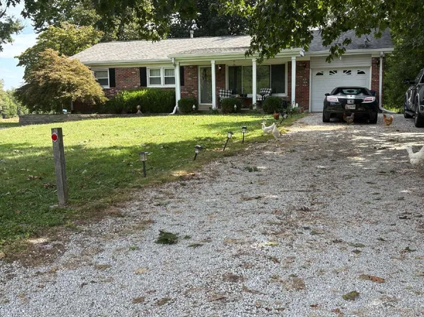 14990 Old Jamestown Rd, Florissant, MO 63034