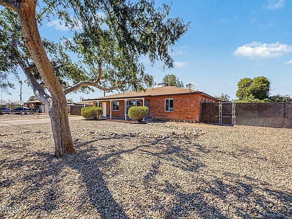 4th image of 2402 W OSBORN Road