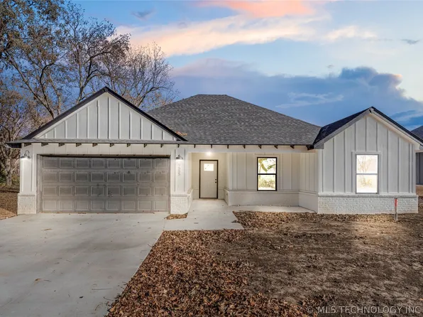 9555 N Cincinnati Ave, Sperry, OK 74073