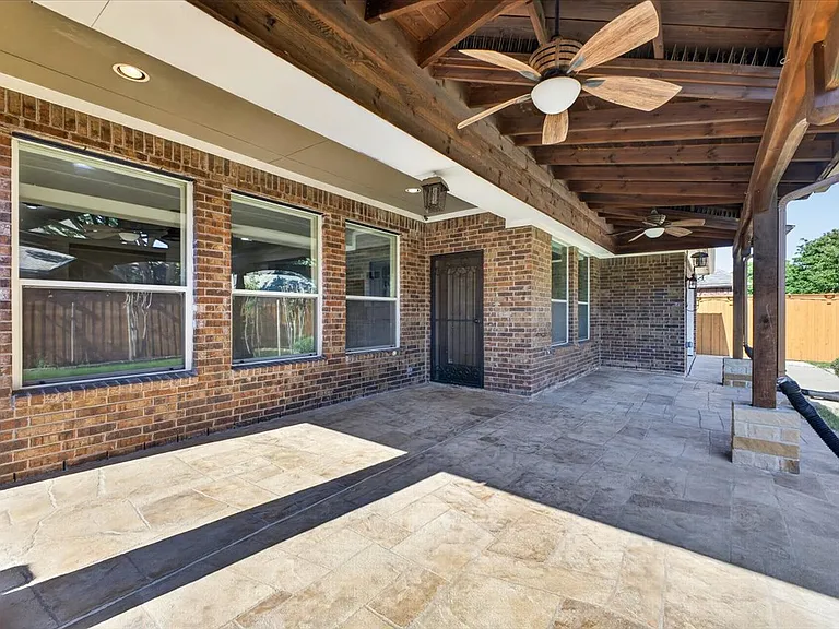 14668 Blakehill Dr — Photo 77