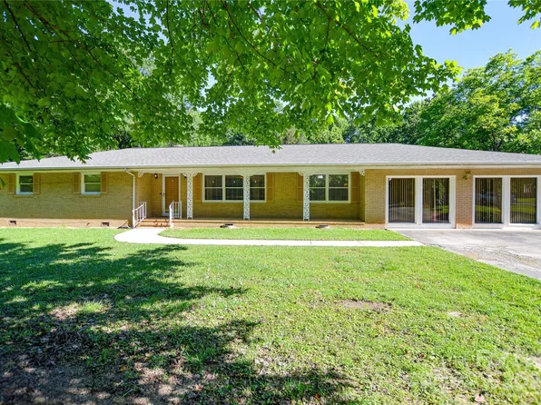 327 Gray Dr, Charlotte, NC 28213