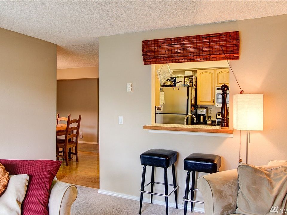 living room - kitchen