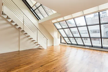 Rented by Vivaldi Real Estate