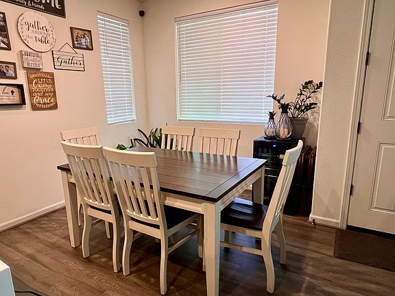 4th image of 1020 Amanda Ln