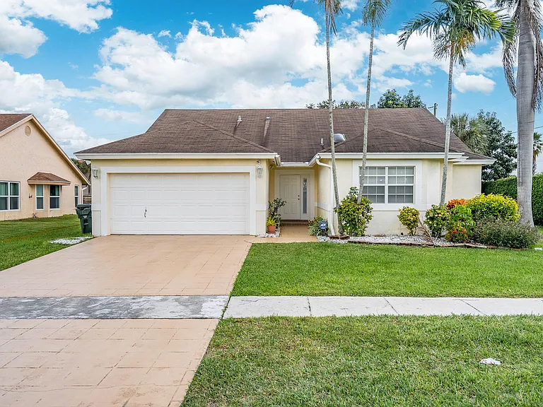 5140 NW 5th Ave — Photo 3