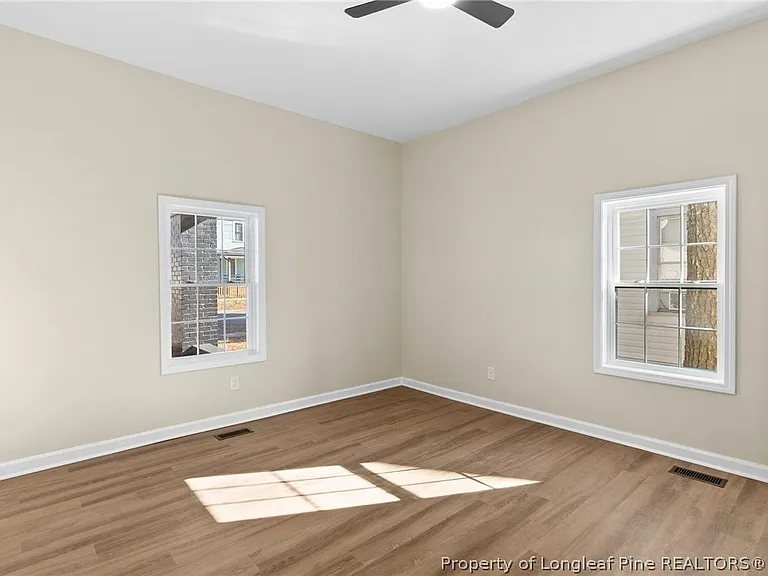 503 W Harnett St — Photo 16
