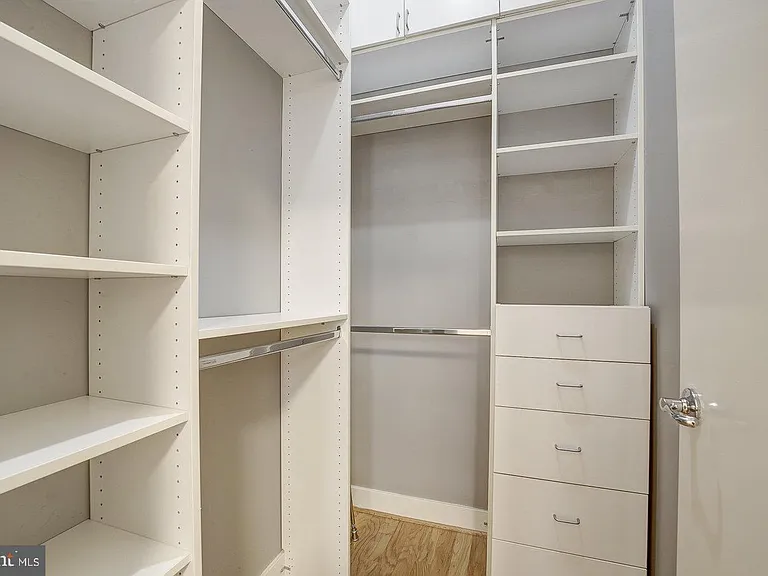 2357 Champlain St NW #201 — Photo 6