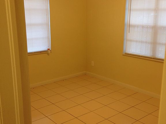 4th image of 2623 NW 22nd Ave