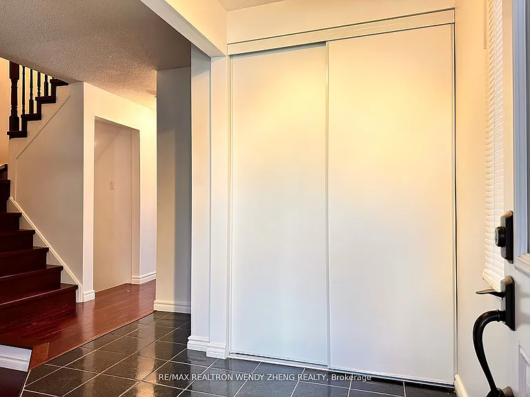 400 Huntsmill Blvd — Photo 2