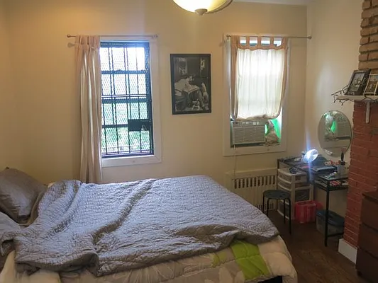 Rented by Nooklyn NYC LLC | media 13