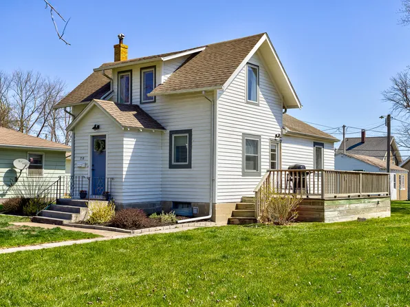 718 Park Ave, Story City, IA 50248