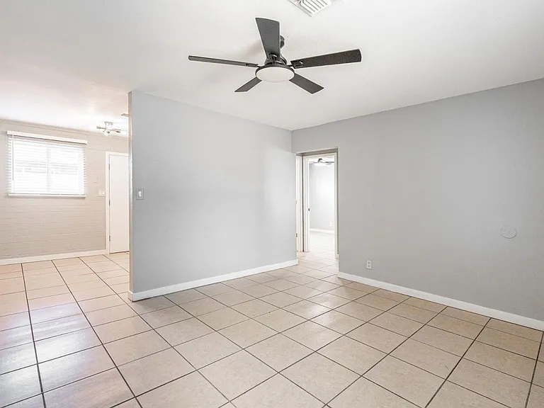 4421 N 23rd Ave #2 — Photo 4