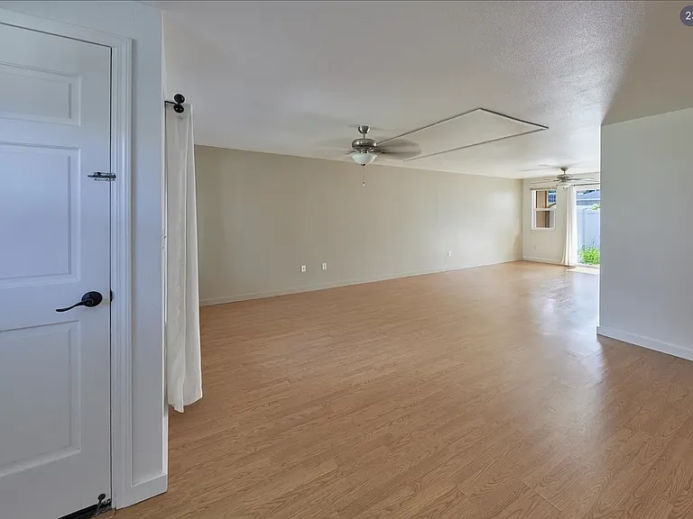 688 Meakanu Ln #1102 — Photo 21