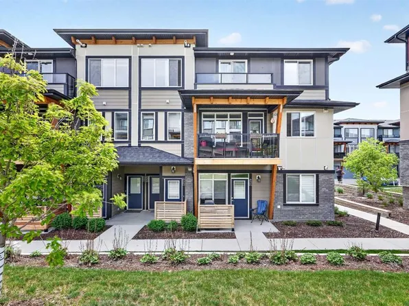 230 N Seton Psge SE #33, Calgary, AB T3M 3A7