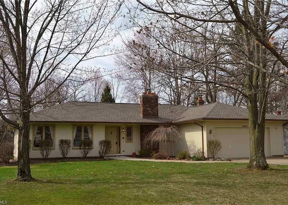 1st image of 28150 Louise Dr
